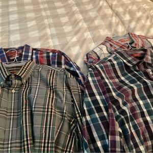 4 Men’s Long Sleeve Izod Casual Button down Shirts.